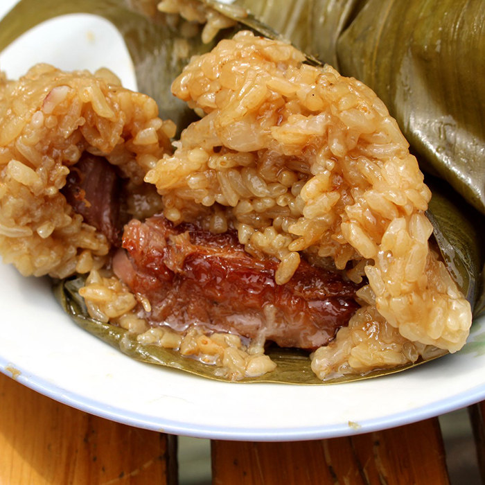 安徽黄山特产大肉粽子灰汁豆沙粽蜜枣粽红豆粽手工现做8只1500g装