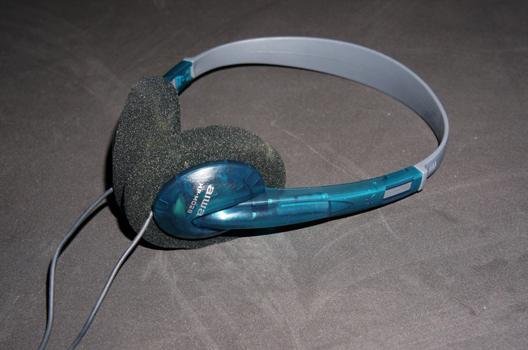 耳机芦苇音响原装爱华aiwahpm028运动头戴经典游戏电竞头戴耳机