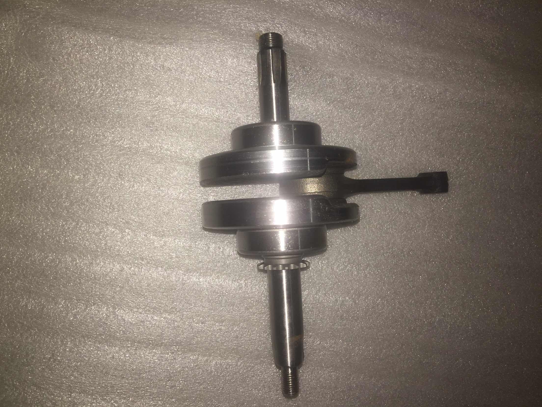 力帆摩托车发动机原厂配件卧式曲轴总成曲柄连杆曲轴