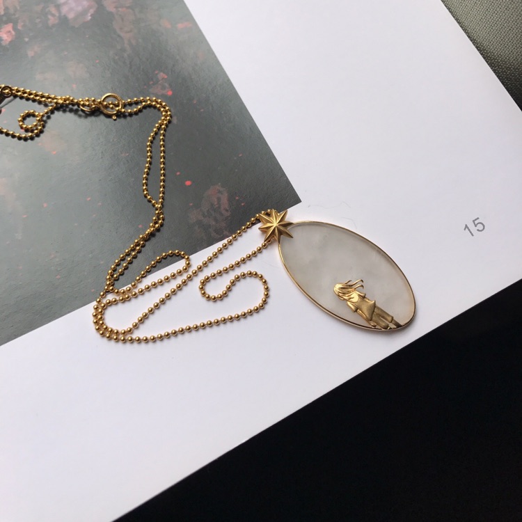 望星空18k原创镶嵌金镶嵌吊坠天然翡翠椭圆意境雪花颈饰