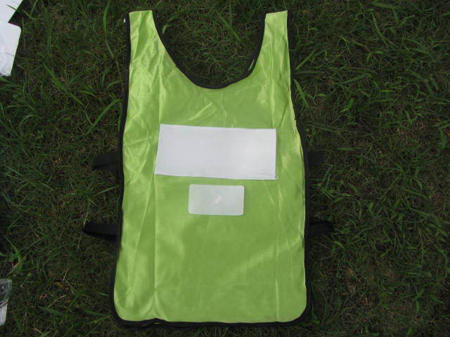 撕名牌魔术贴衣服道具跑男奔跑吧兄弟队服背心缝制可撕名牌贴定制
