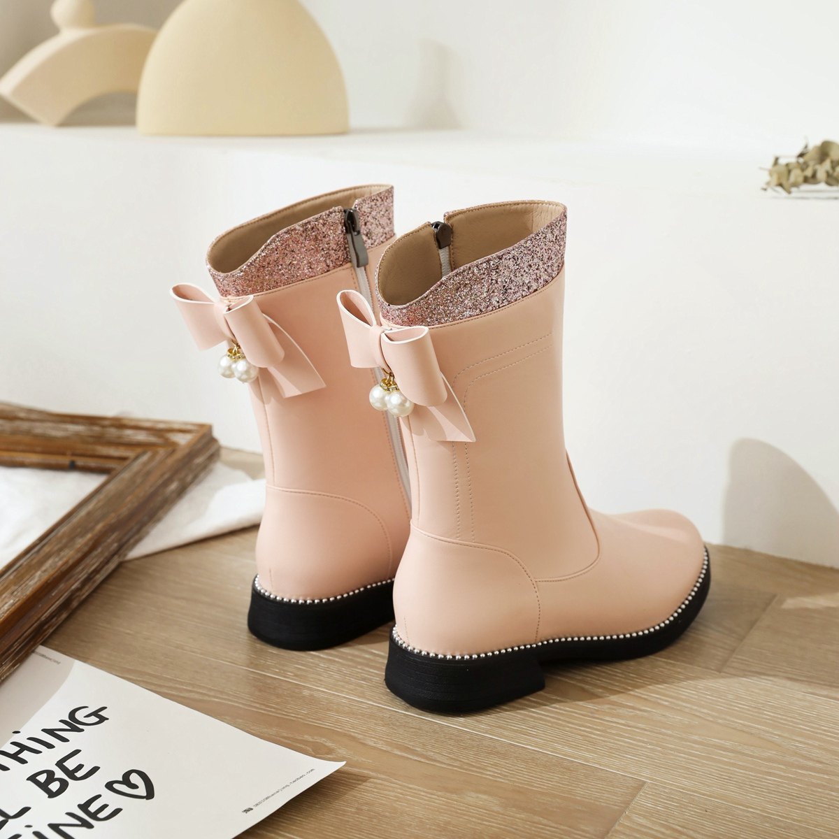 商品详情商品详情手机扫码下单皮靴相似商品女童靴子2022年新款春秋