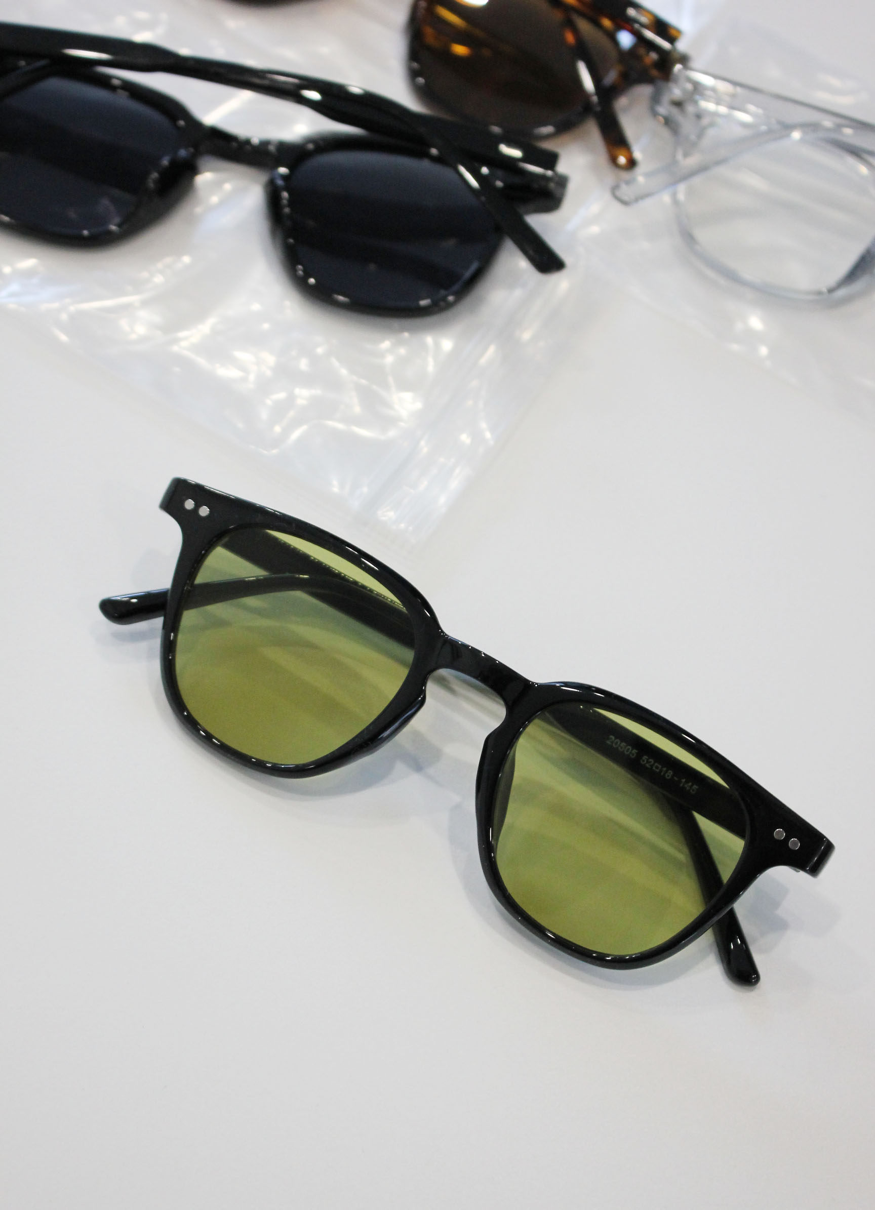 韩版小墨镜ins拍潮人太阳镜复古文艺平光镜豹椭圆太阳眼镜