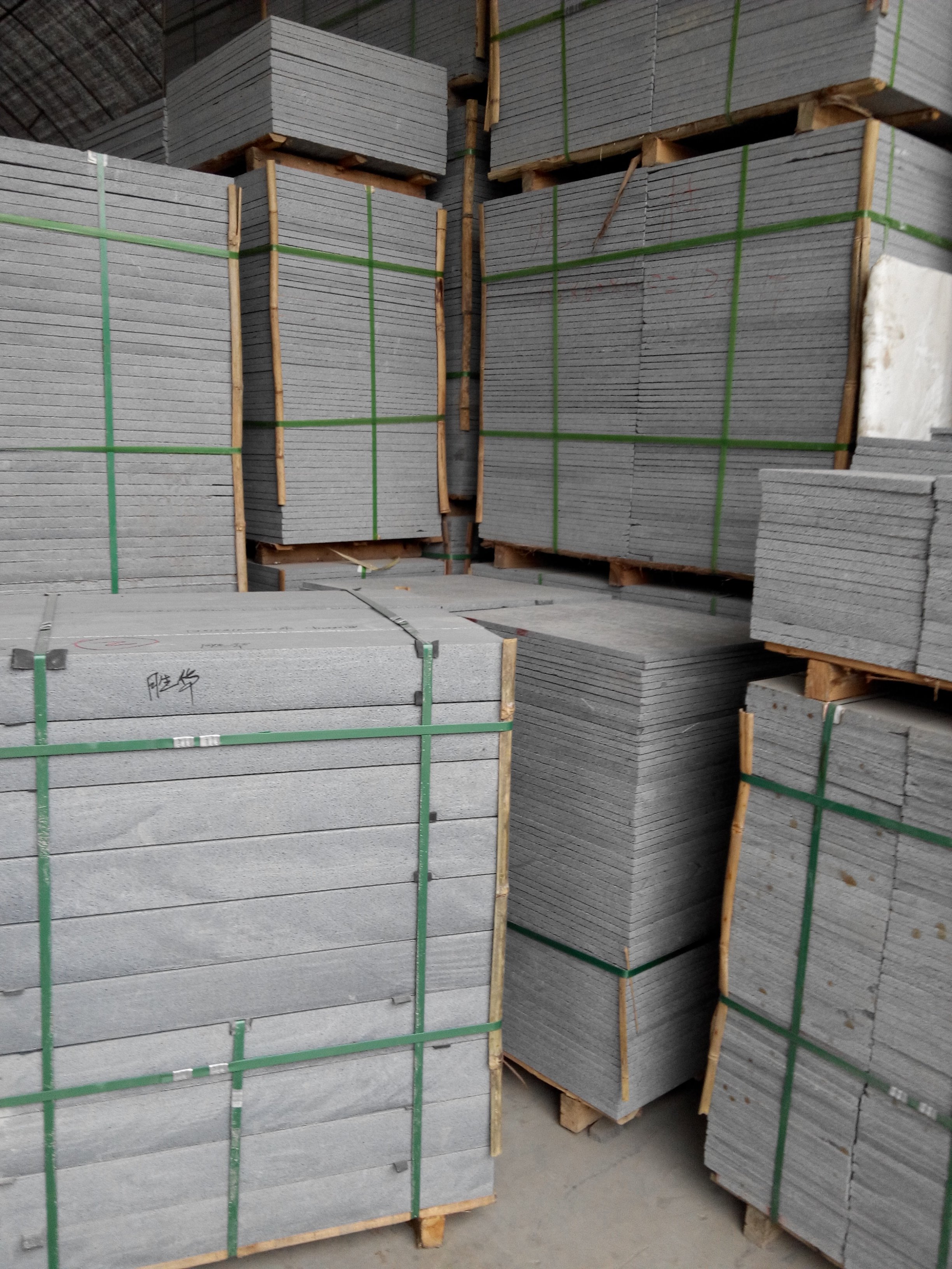 天然花岗岩下水道盖板石材水槽阴沟盖板钻孔开槽石材板火烧板防滑