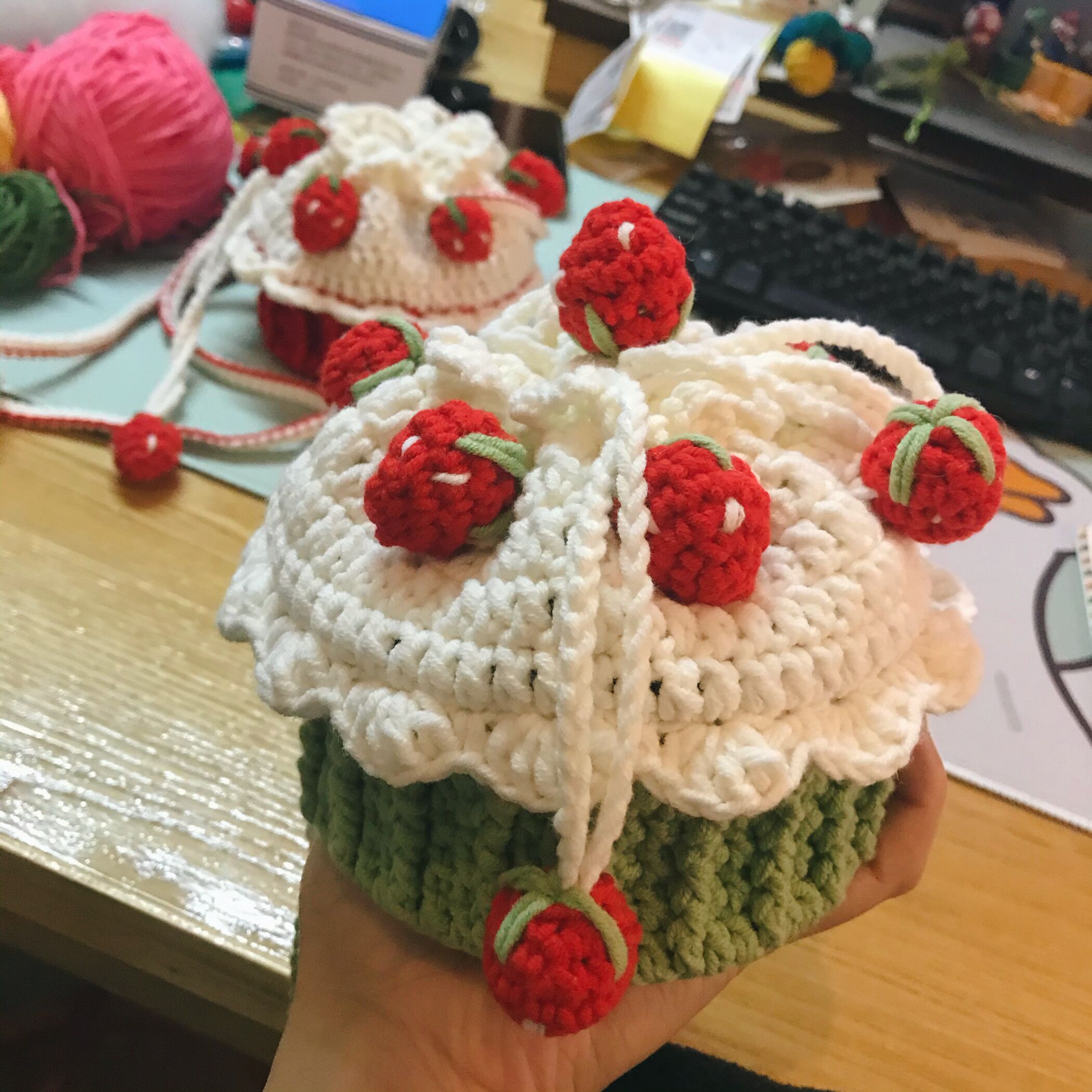 草莓蛋糕包包手织毛线针织自制束口包diy材料包编织 成品 材料包