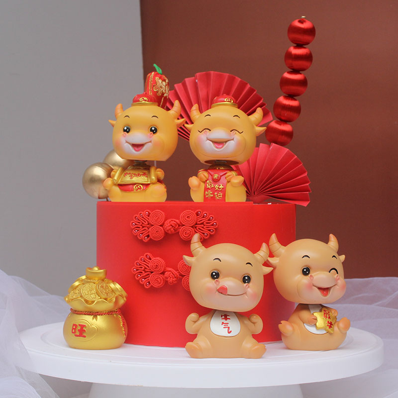 可爱小牛蛋糕装饰摆件属牛生肖生日蛋糕牛年牛气摆件