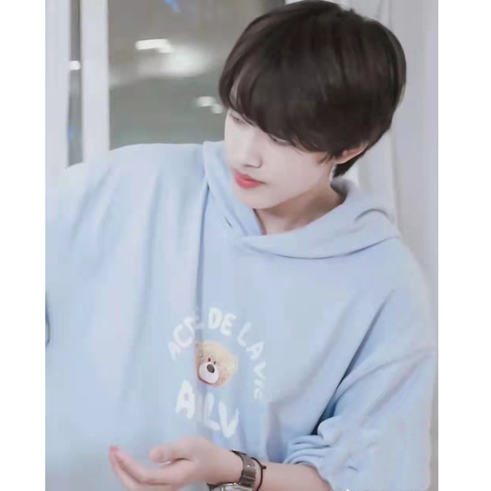 tf家族张极朱志鑫同款小熊印花卫衣外套衣服卫衣