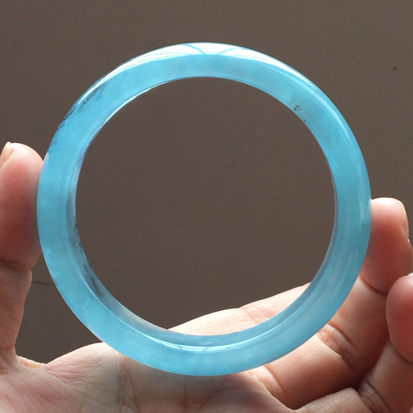 冰透天然海蓝宝手镯女款冰蓝透彻纯正海水玛利亚手镯