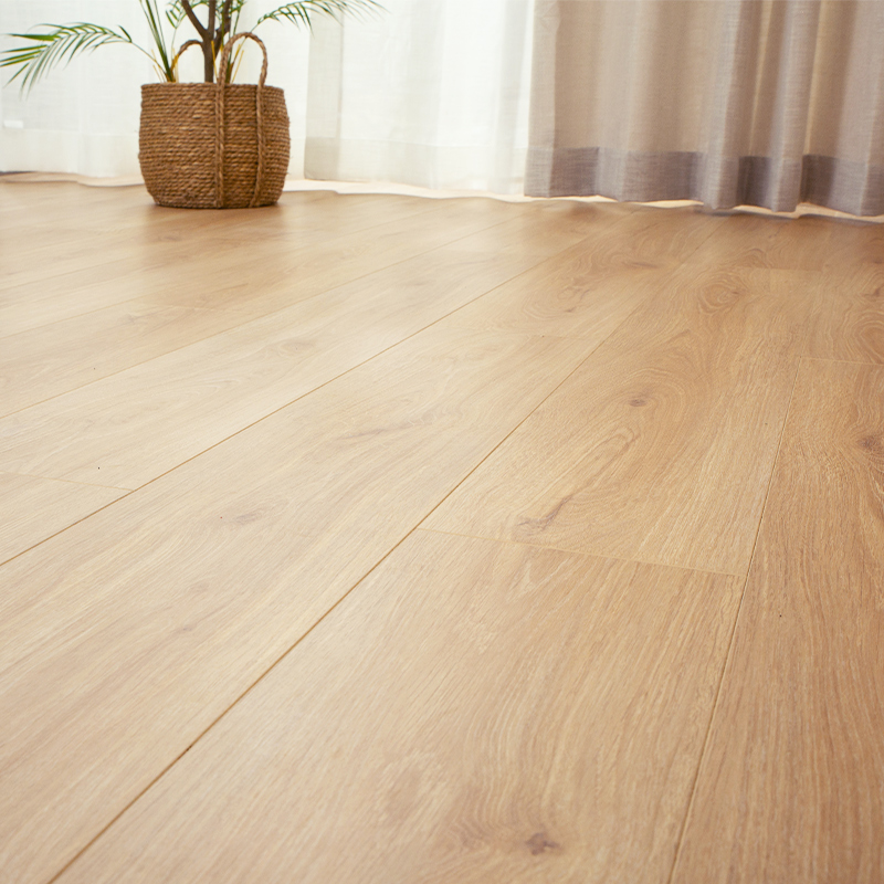 松木e0环保强化复合木地板家用地暖防水圣象强化复合地板