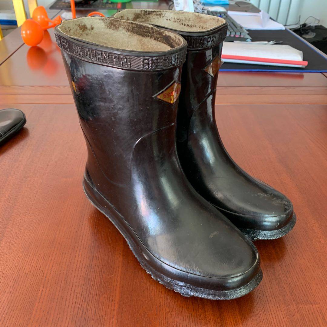 绝缘高压35kv25kv带电作业胶靴电工专用黑色男士绝缘靴