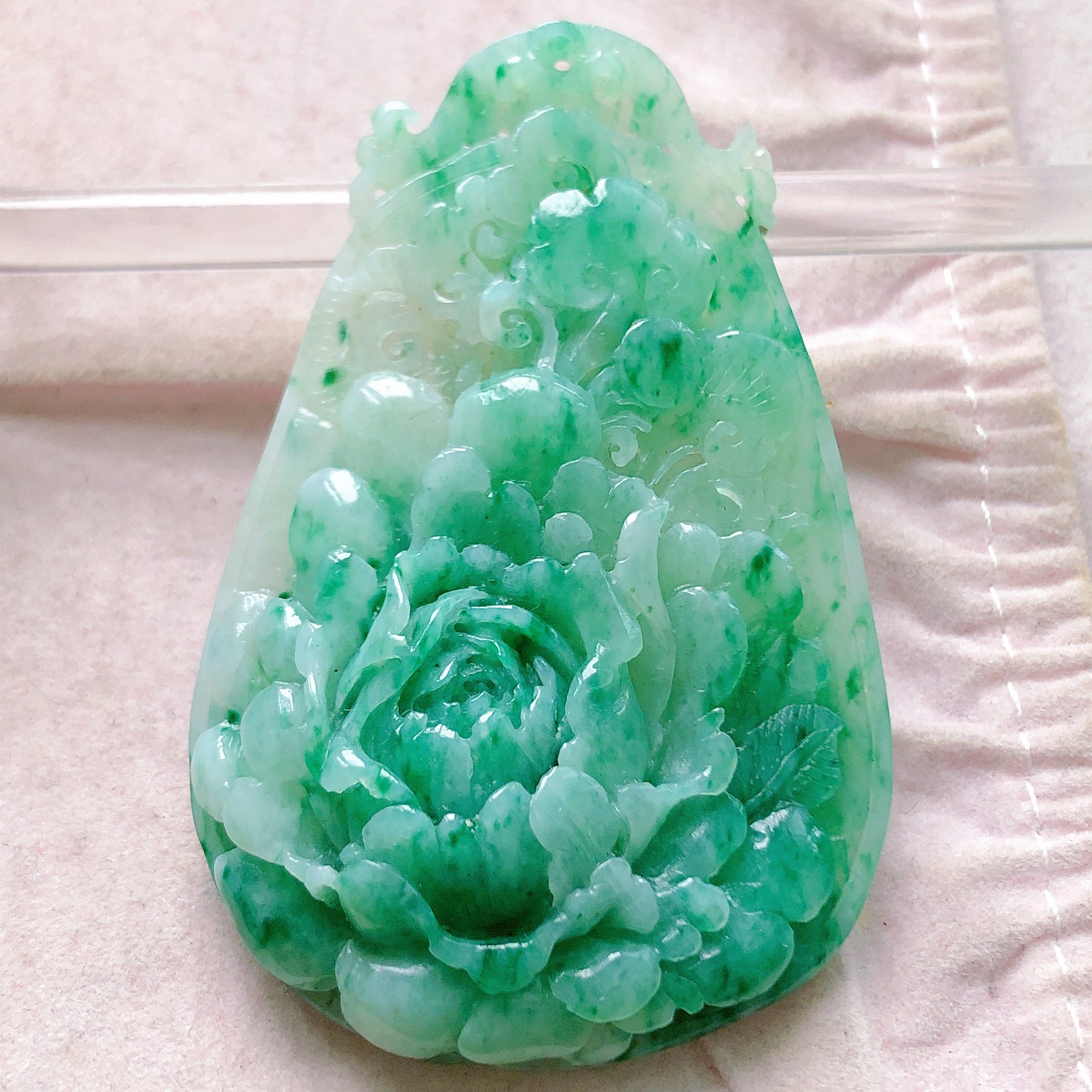 玉石独山女款牡丹凤凰挂件贵天然富贵花开绿牡丹颈饰