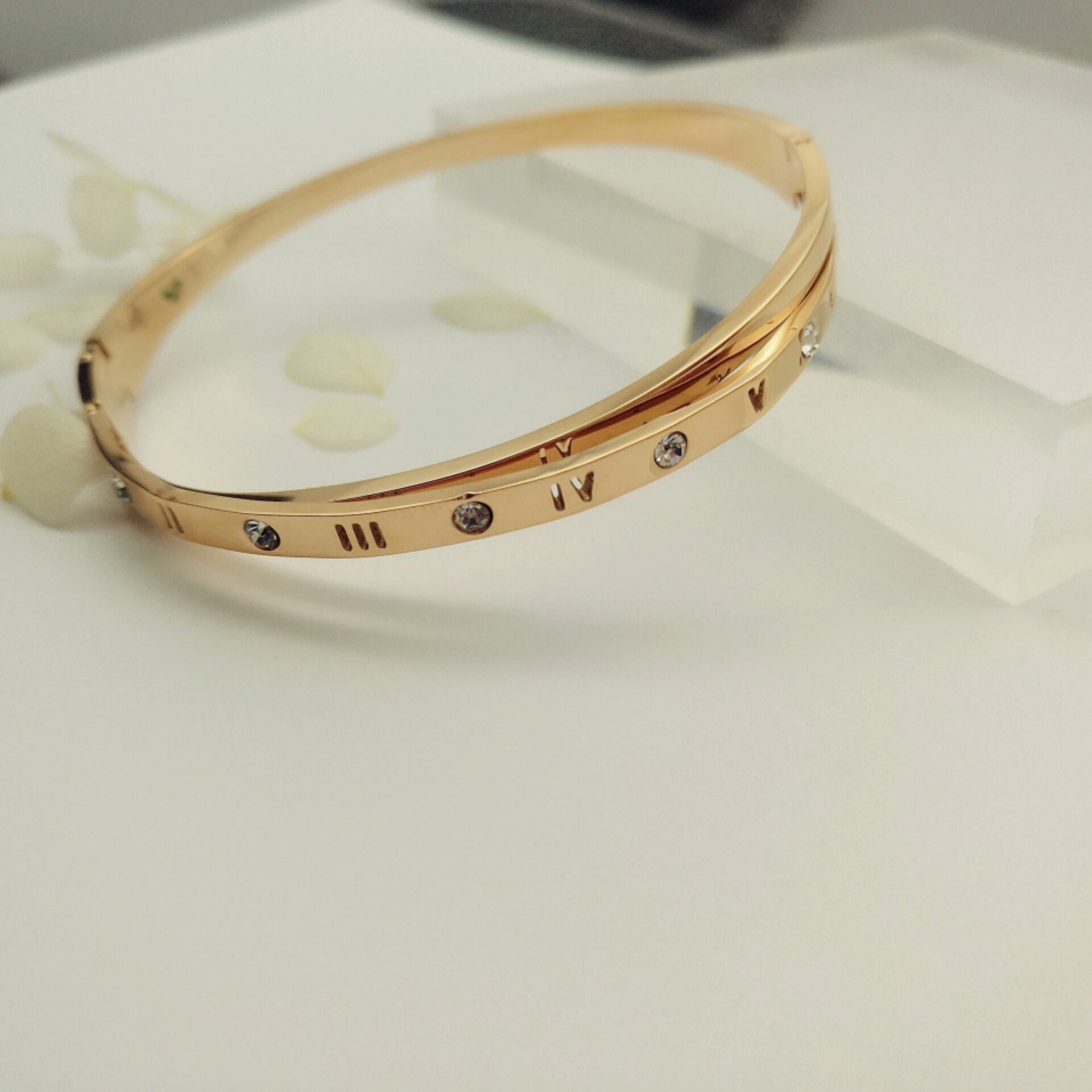 新款刻纹手镯手圈手环个性女士韩版百搭罗马手镯