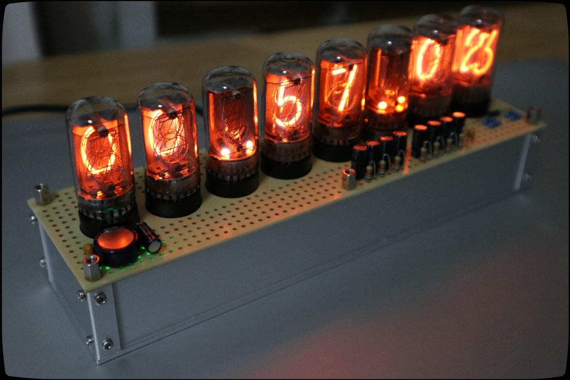 世界线变动率探测仪命运石之门蓝牙控制前苏联in18辉光数码管时钟