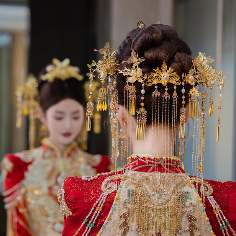 中式新娘头饰:金色长流苏发簪