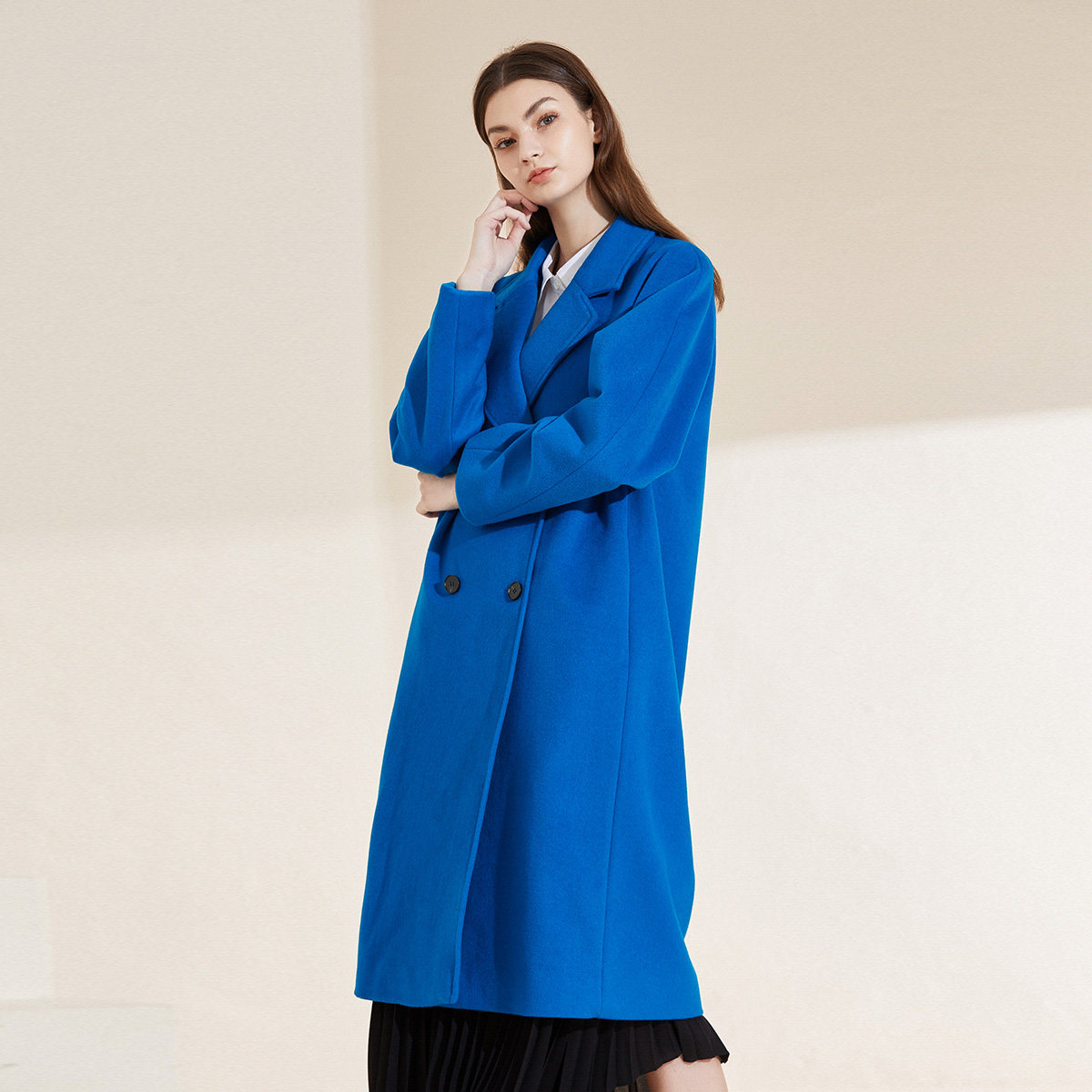 安瑞井湖蓝色显白大衣女2022冬季羊毛西装领双排扣过膝款大衣