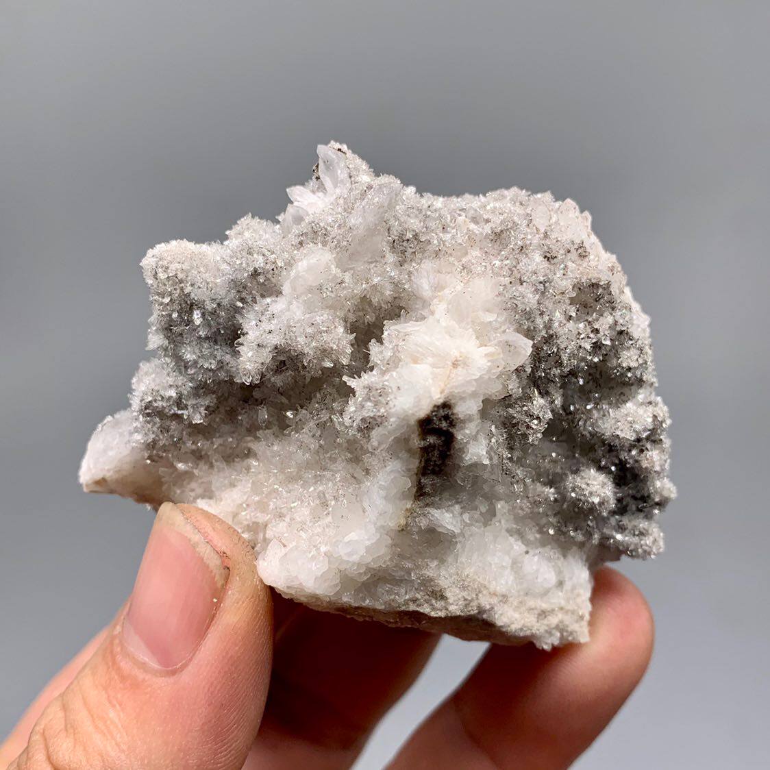 缅甸片状无色透明异极矿晶天然矿物晶体原矿摆件