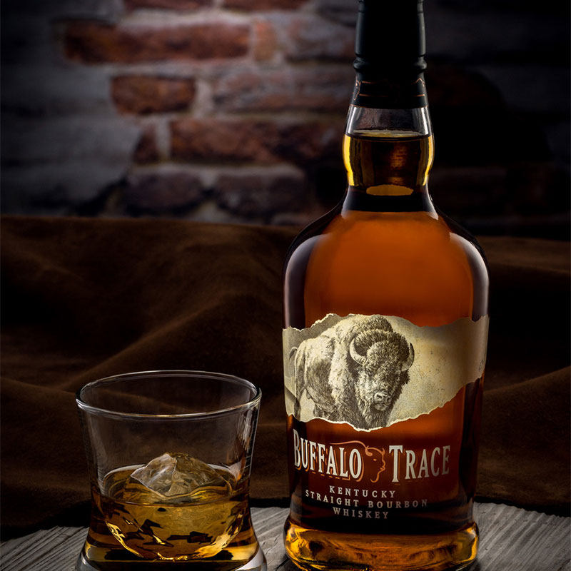 水牛足迹波本威士忌45volbuffalotracebourbonwhiskey包邮