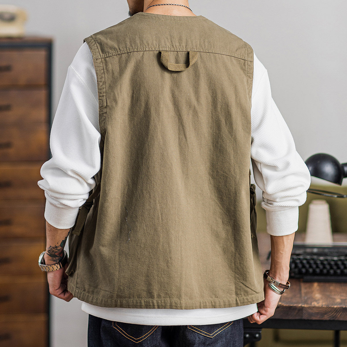 工装多口口袋阿美咔叽马甲宽松夏季搭配无袖背心