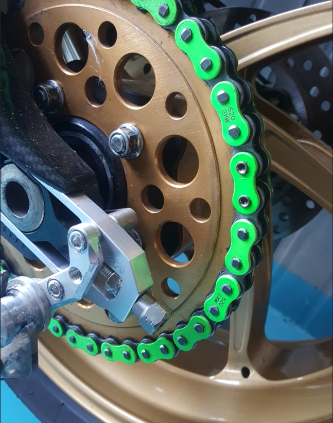 摩托车rk油封链条赛道专用竞技传动红色绿色链条