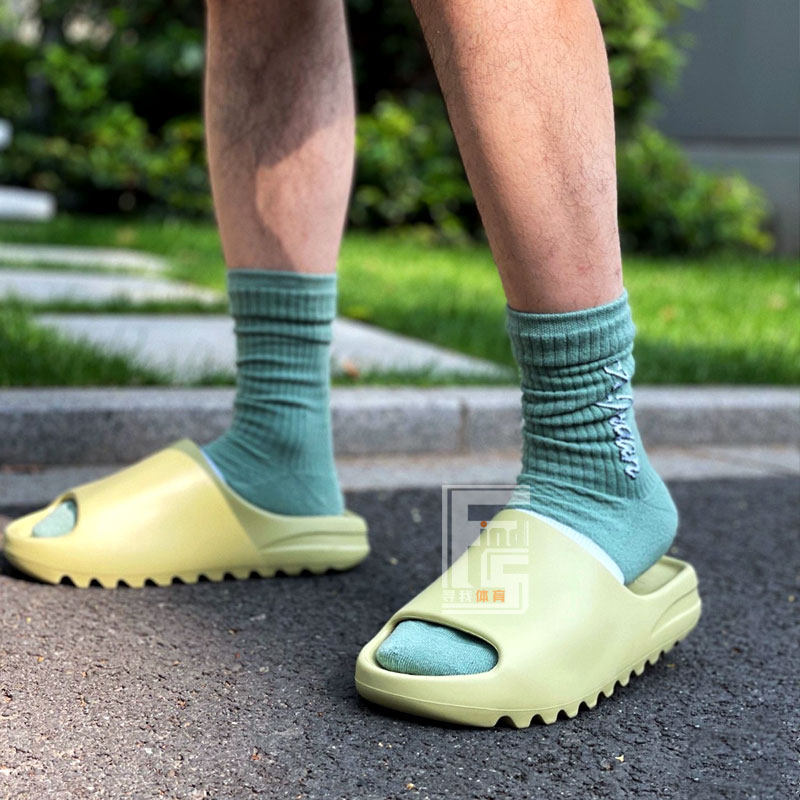 adidasyeezyslide椰子拖鞋男侃爷暖沙黄绿橙厚底运动拖鞋