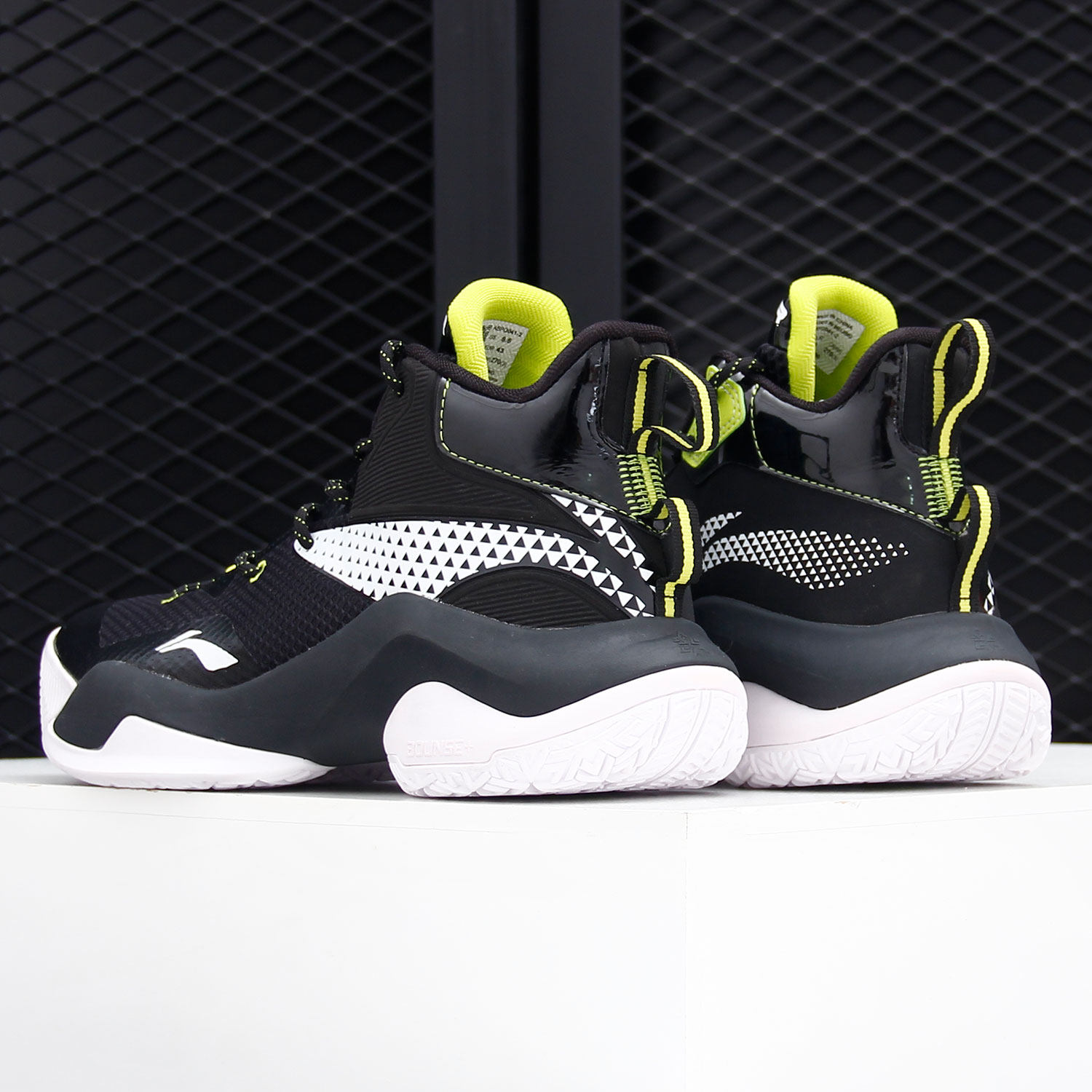 正品李宁2020男子空袭7代减震篮球篮球场场地篮球鞋