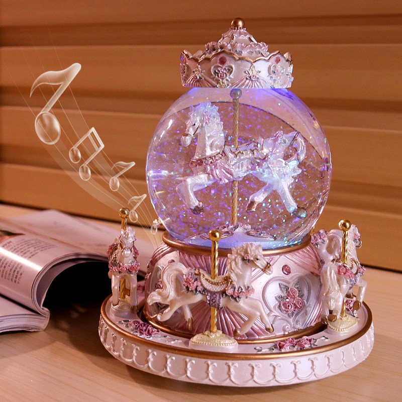 优惠券后99元,旋转木马水晶球音乐盒八音盒创意送女朋友复古圣诞节浪