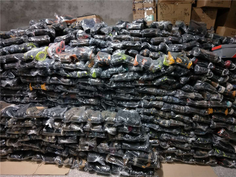 杂款白菜价男士户外登山鞋断码捡漏防水减震越野鞋女士休闲徒步鞋