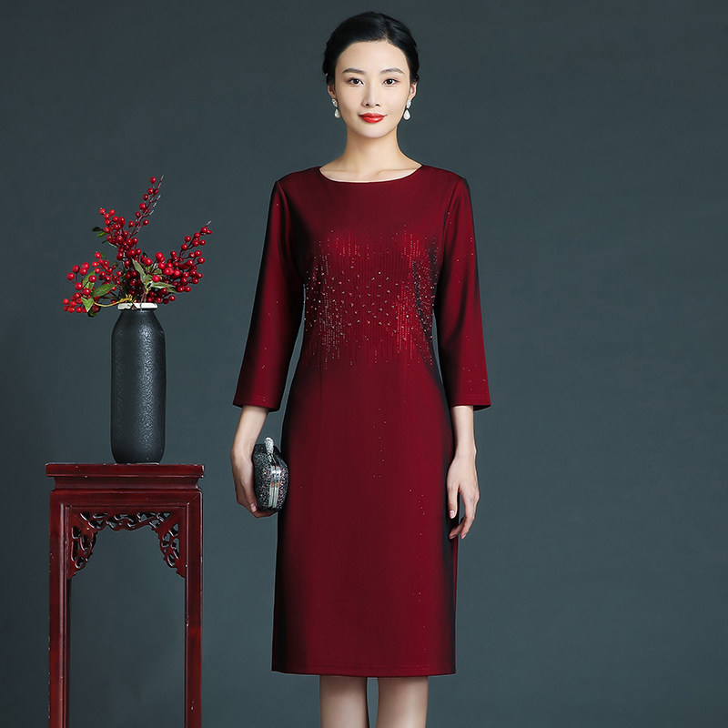 妈妈婚宴礼服连衣裙高贵洋气春秋装年轻喜婆婆丈母娘结婚旗袍秋冬