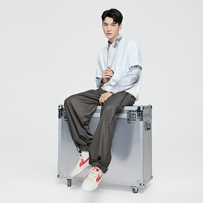 回力龚俊年板鞋帆小白透底帆布鞋