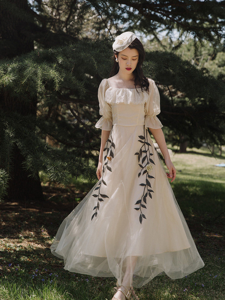 魅影仙女夏季超仙甜美森系裙子新款收腰显瘦到脚裸长裙方领连衣裙