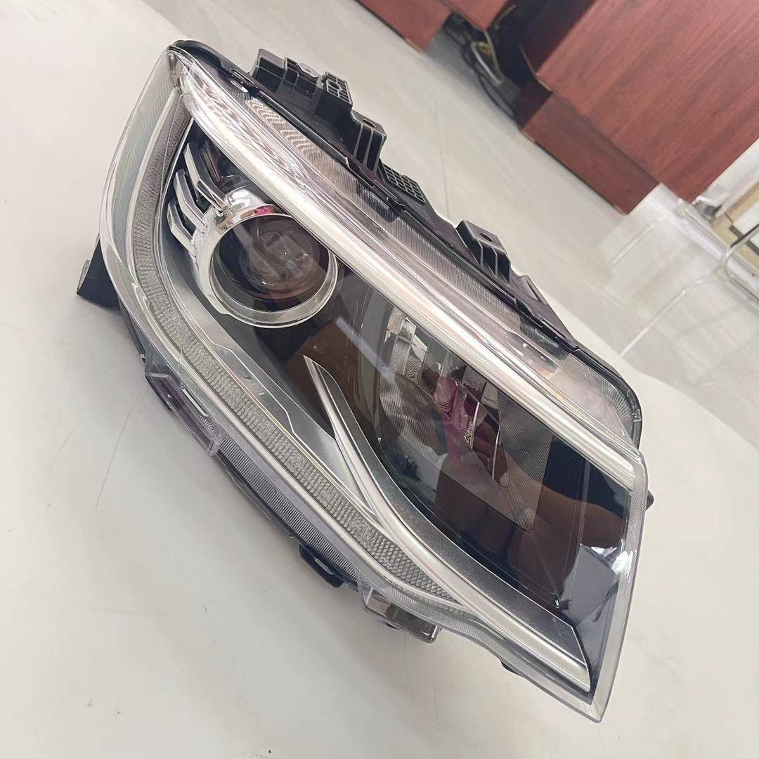 cs35适用于长安plus大灯总成1821款新前大灯原装led大灯总成