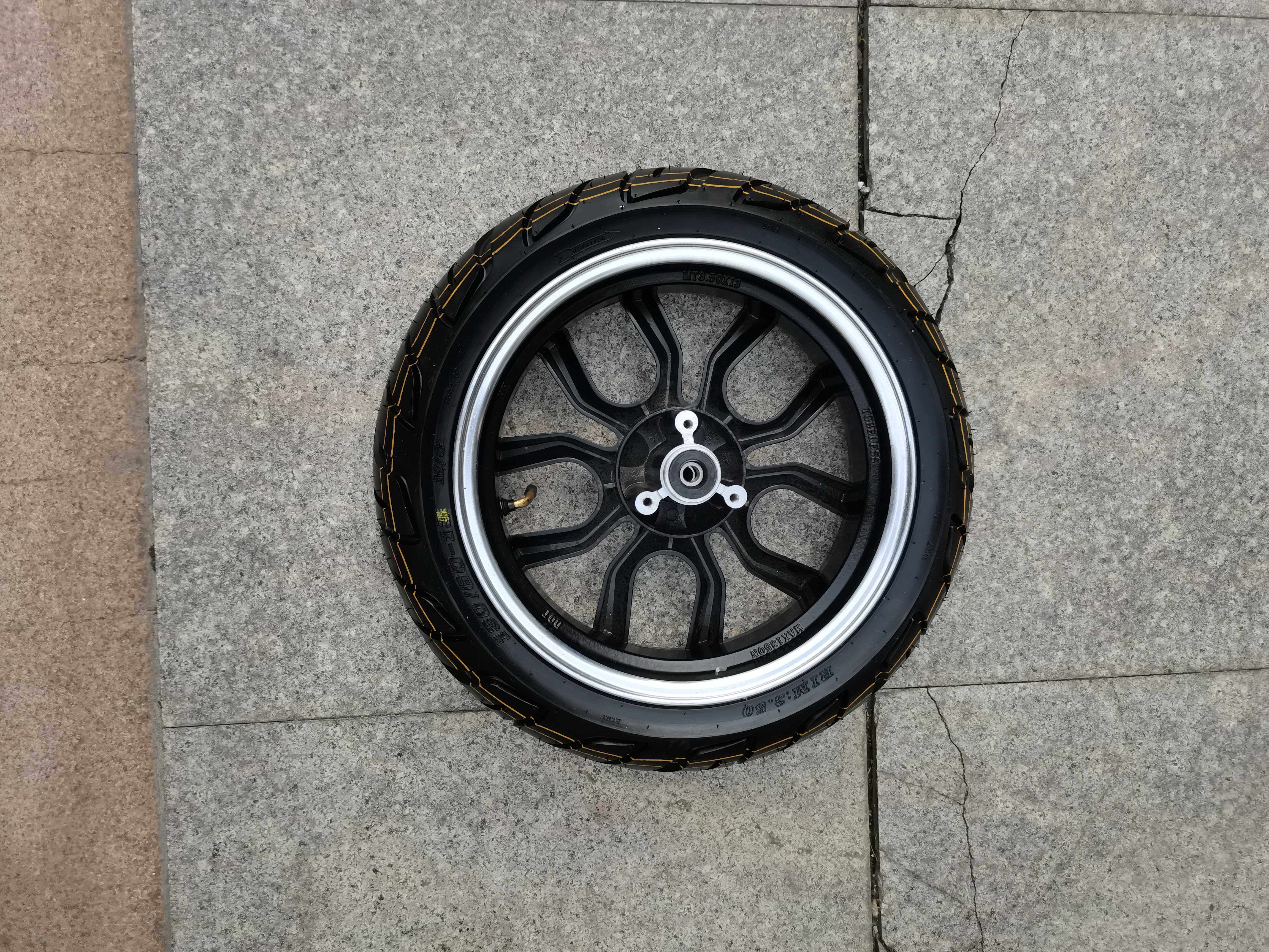 前轮马杰斯特t3摩托车钢圈猎鹰宏图13寸轮毂摩托车轮毂