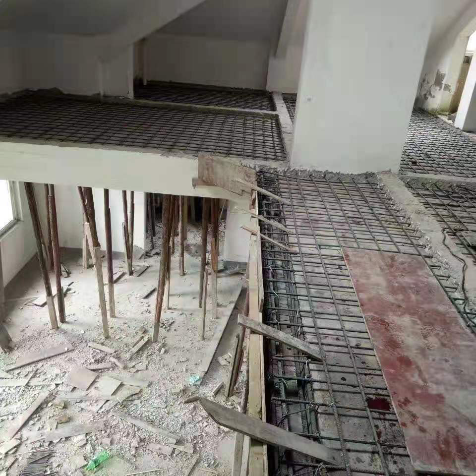 阁楼武汉顶层搭建混凝土浇筑楼板工程施工复式隔层基础材料