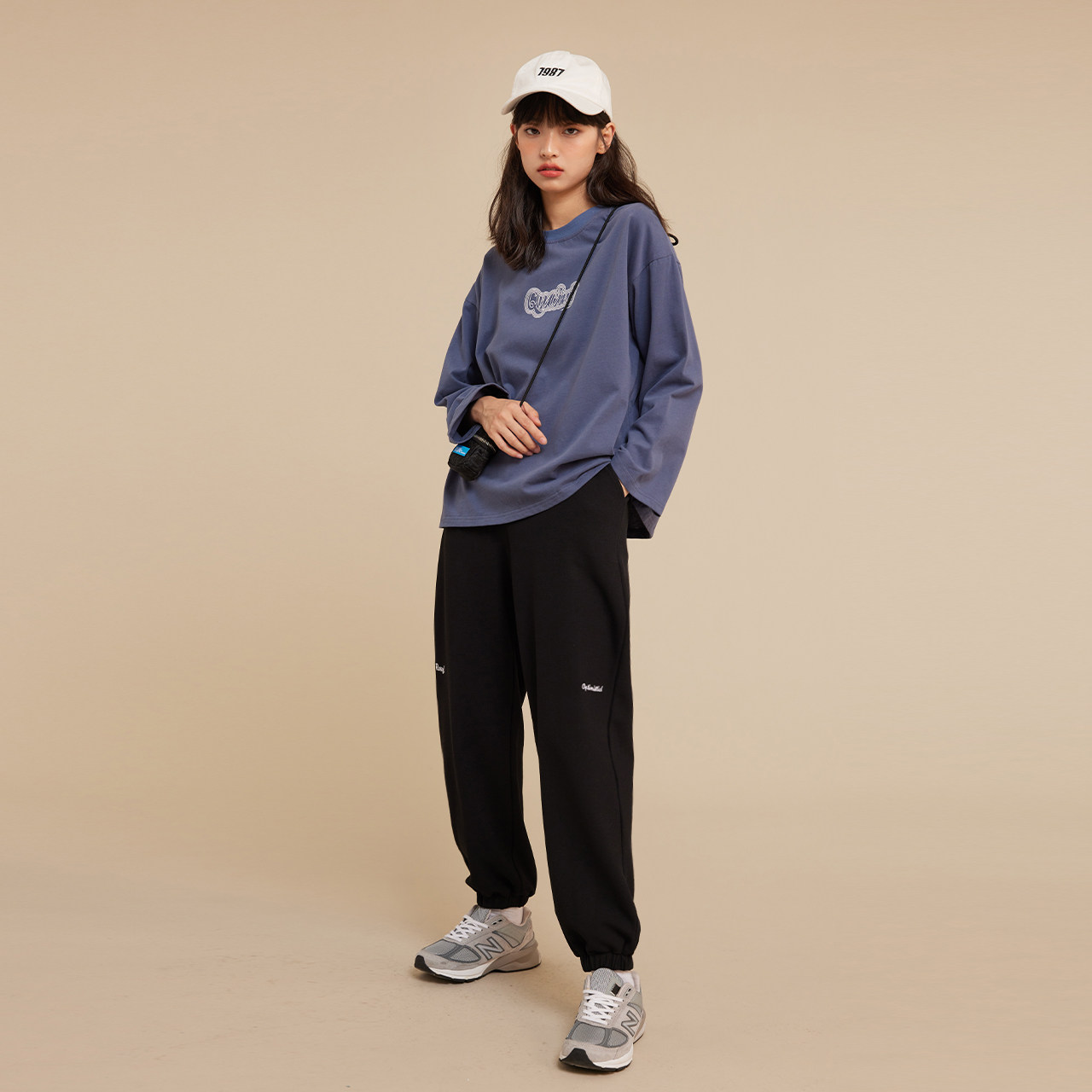 灰色卫裤秋季裤子子女2022新款时尚束脚休闲运动卫裤