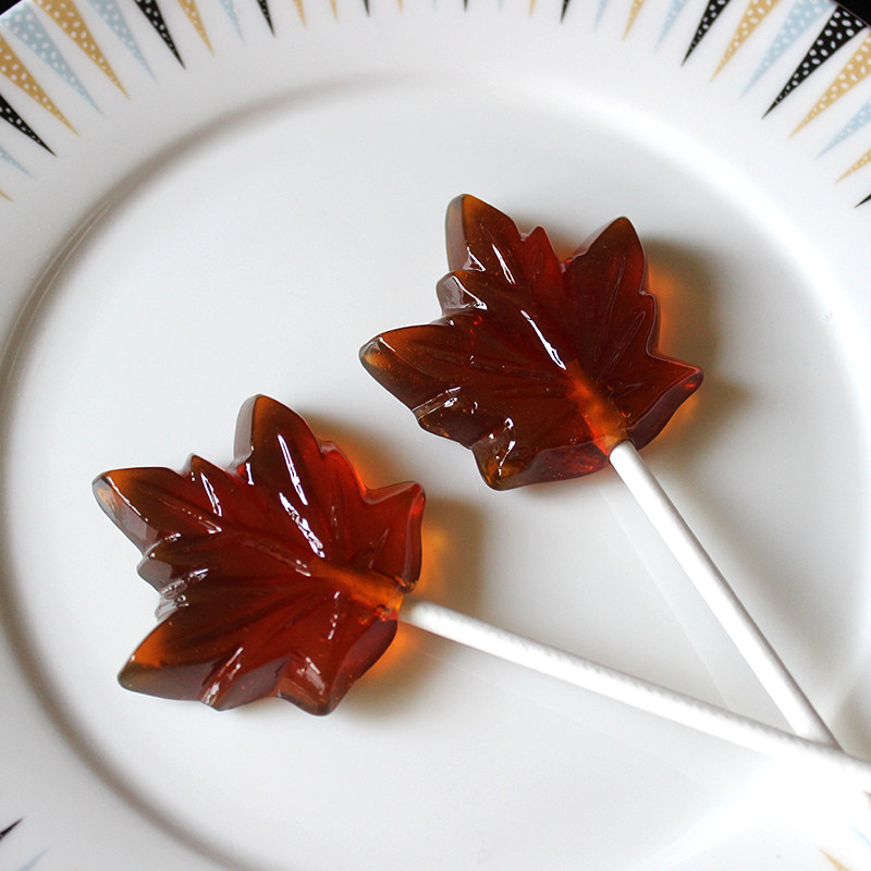 加拿大进口特产枫叶棒棒糖儿童零食枫糖浆喜糖整箱54支