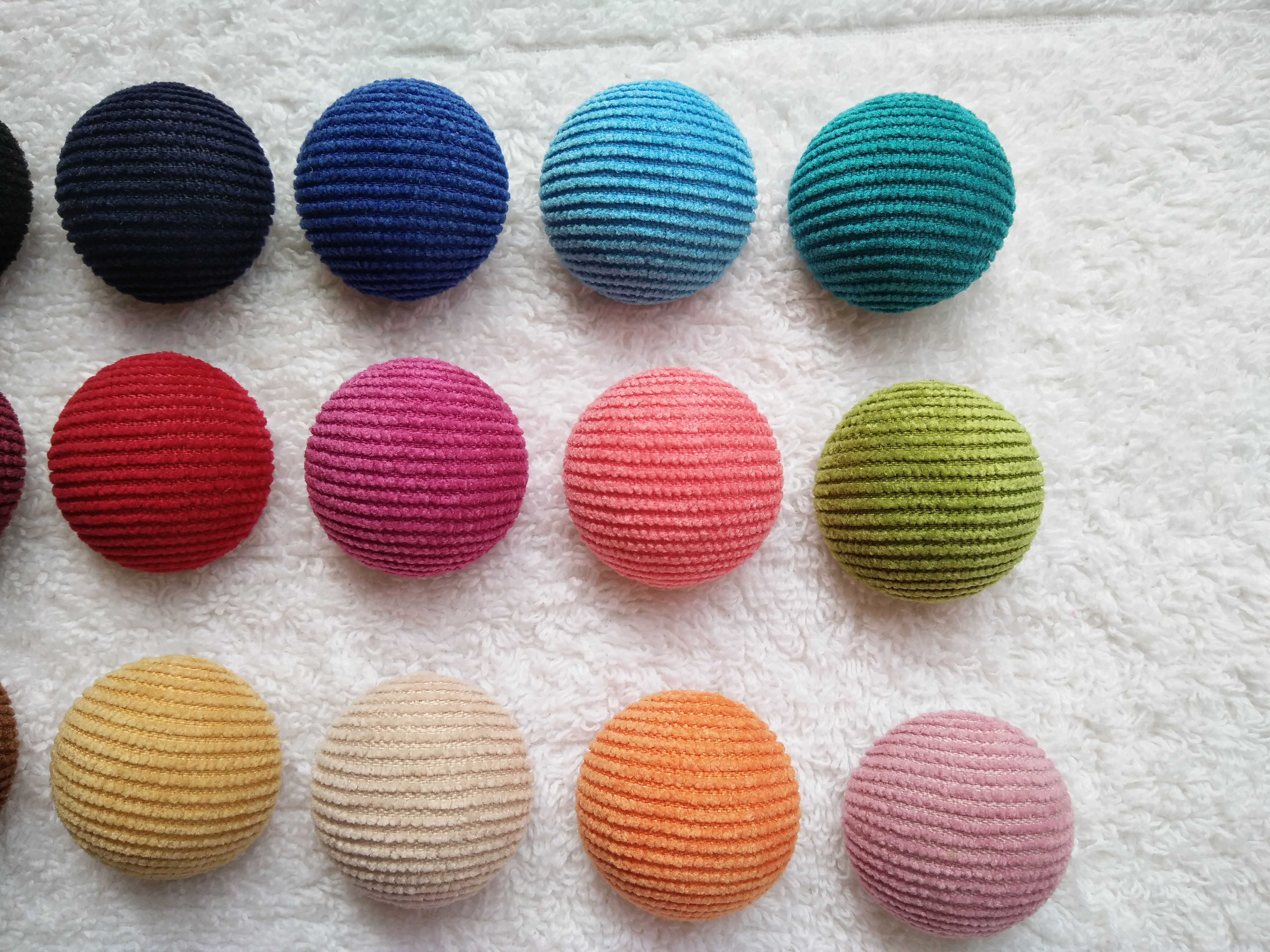 灯芯绒蘑菇纽扣裤子裙子衣服外套宝宝男女女士纽扣