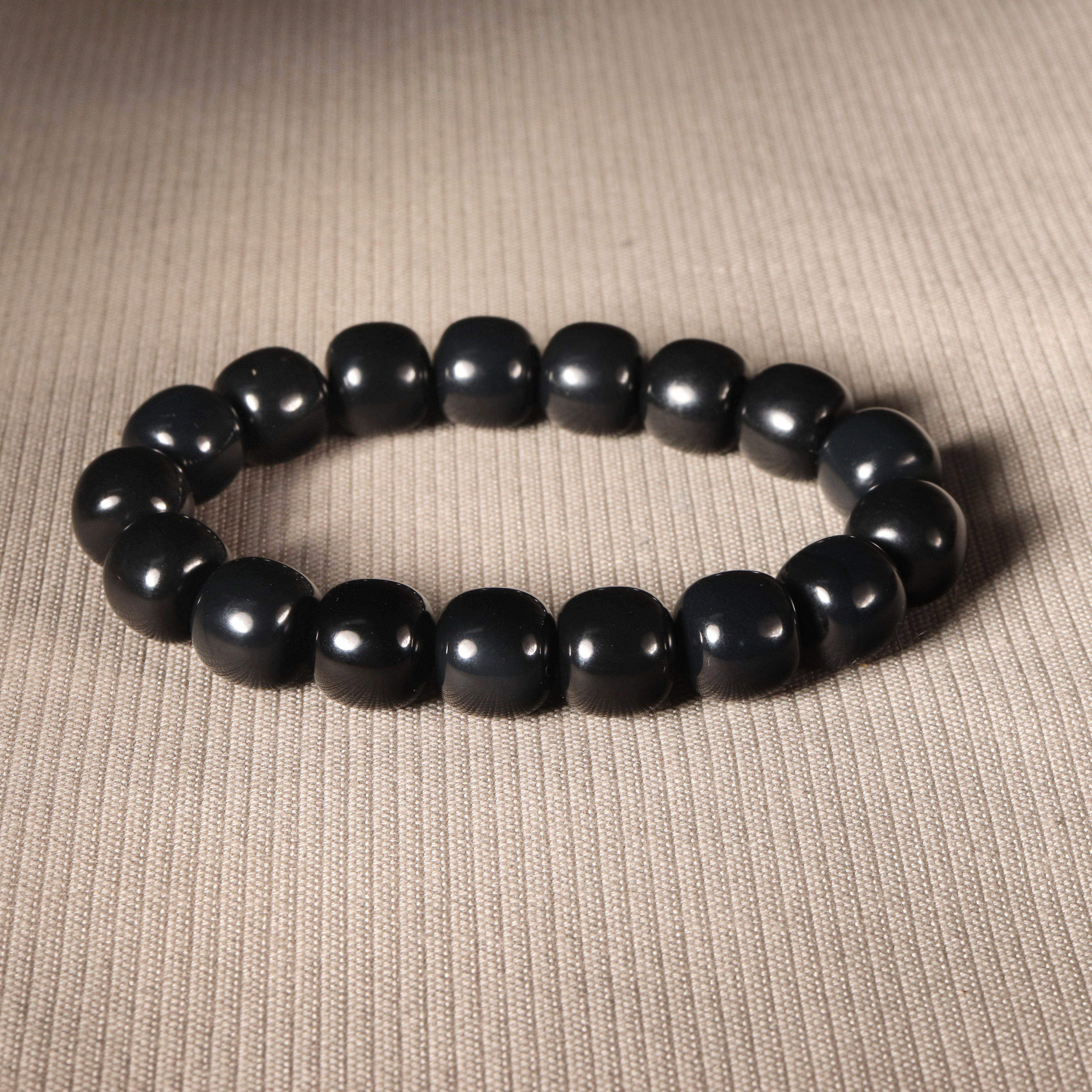 在售特色墨玉老型珠手串正宗新疆和田玉籽料原石黑如墨转运珠