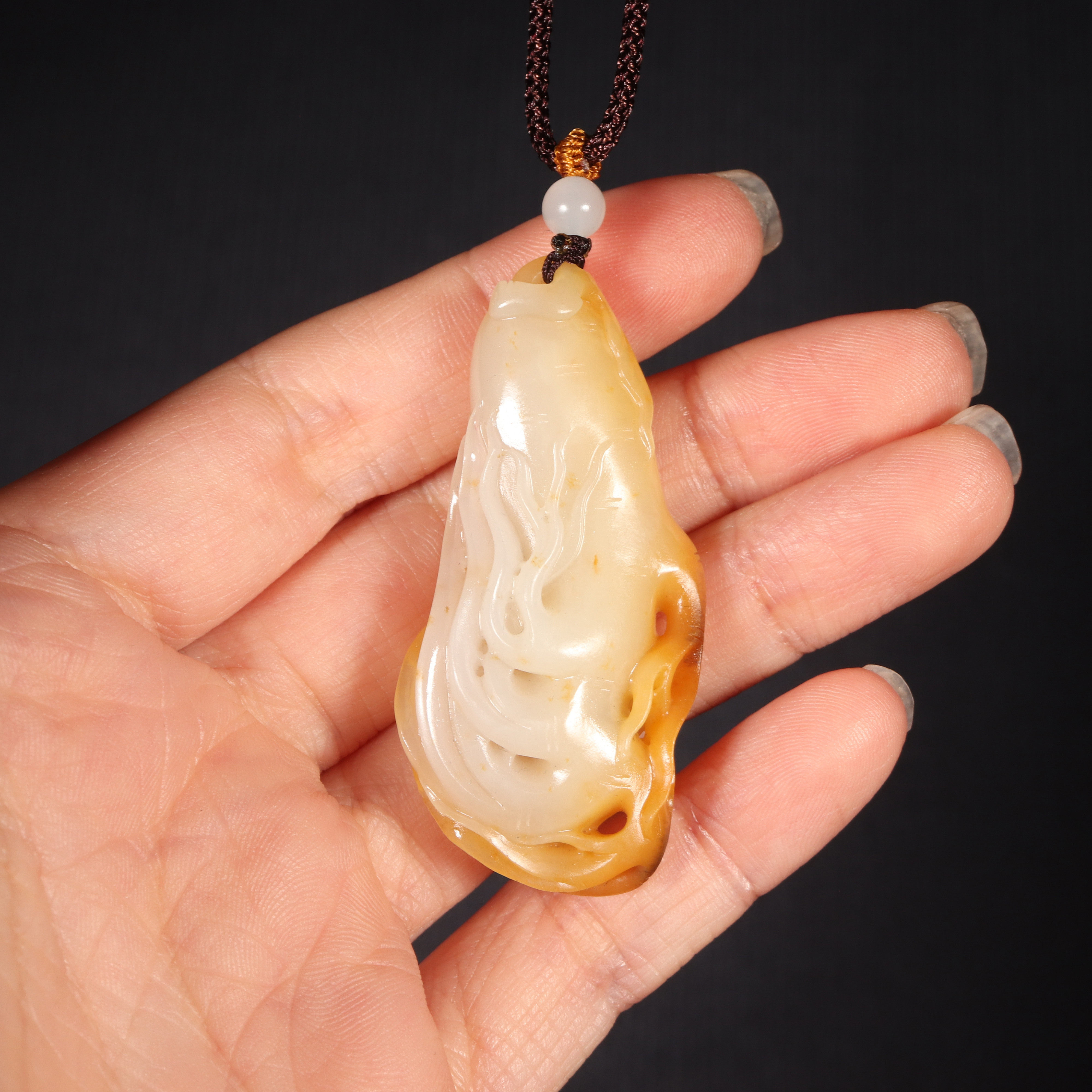 在售独籽黄沁人参一生有福正宗新疆和田玉籽颈饰