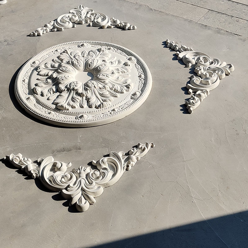 40cm石膏角花雕花客厅拐角吊顶造型搭配灯盘石膏线条