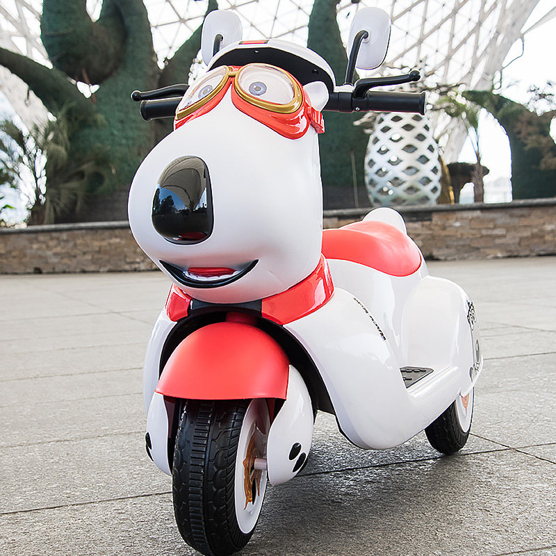儿童电动车三轮摩托车史努比可坐人小孩小孩宝宝宝儿童电动车