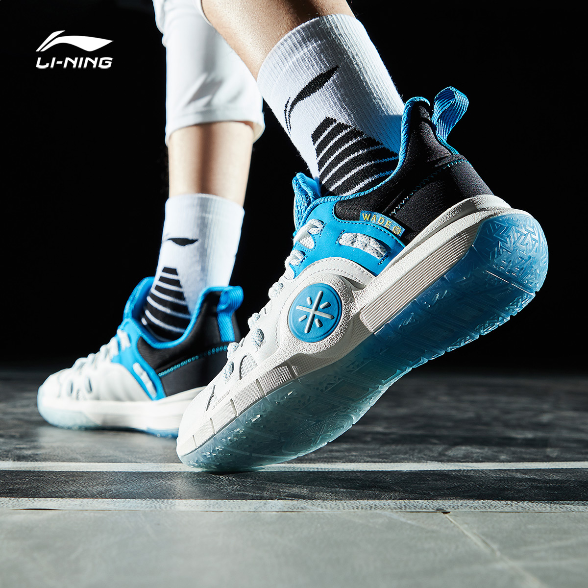 李宁篮球鞋男鞋官方新款韦德系列减震耐磨回弹鞋子男士中帮运动鞋
