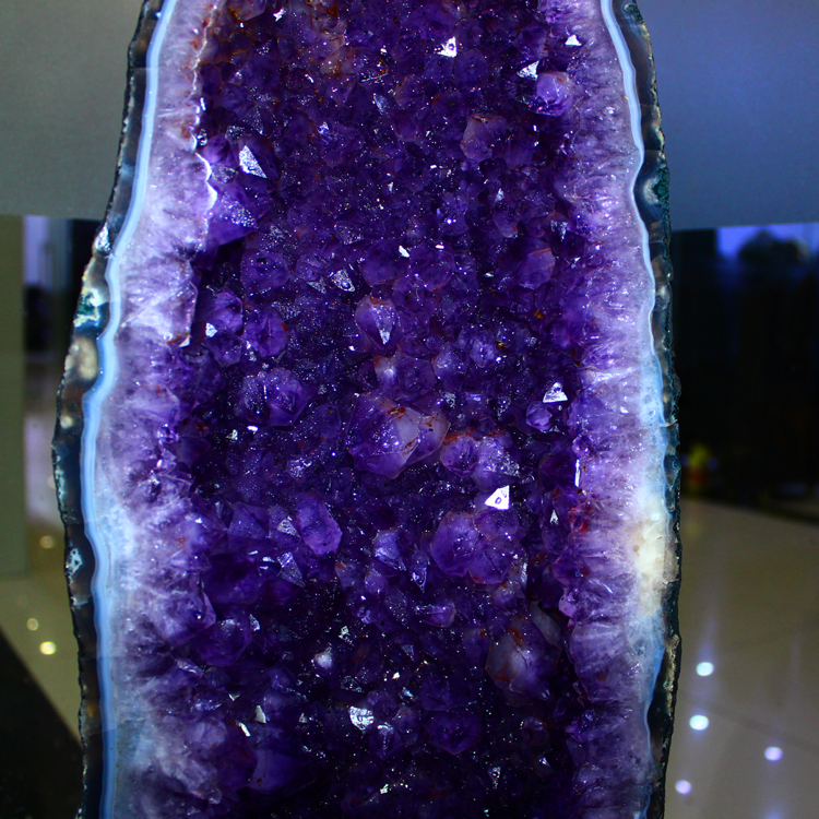 紫晶aaaaa天然洞石紫水晶奇石