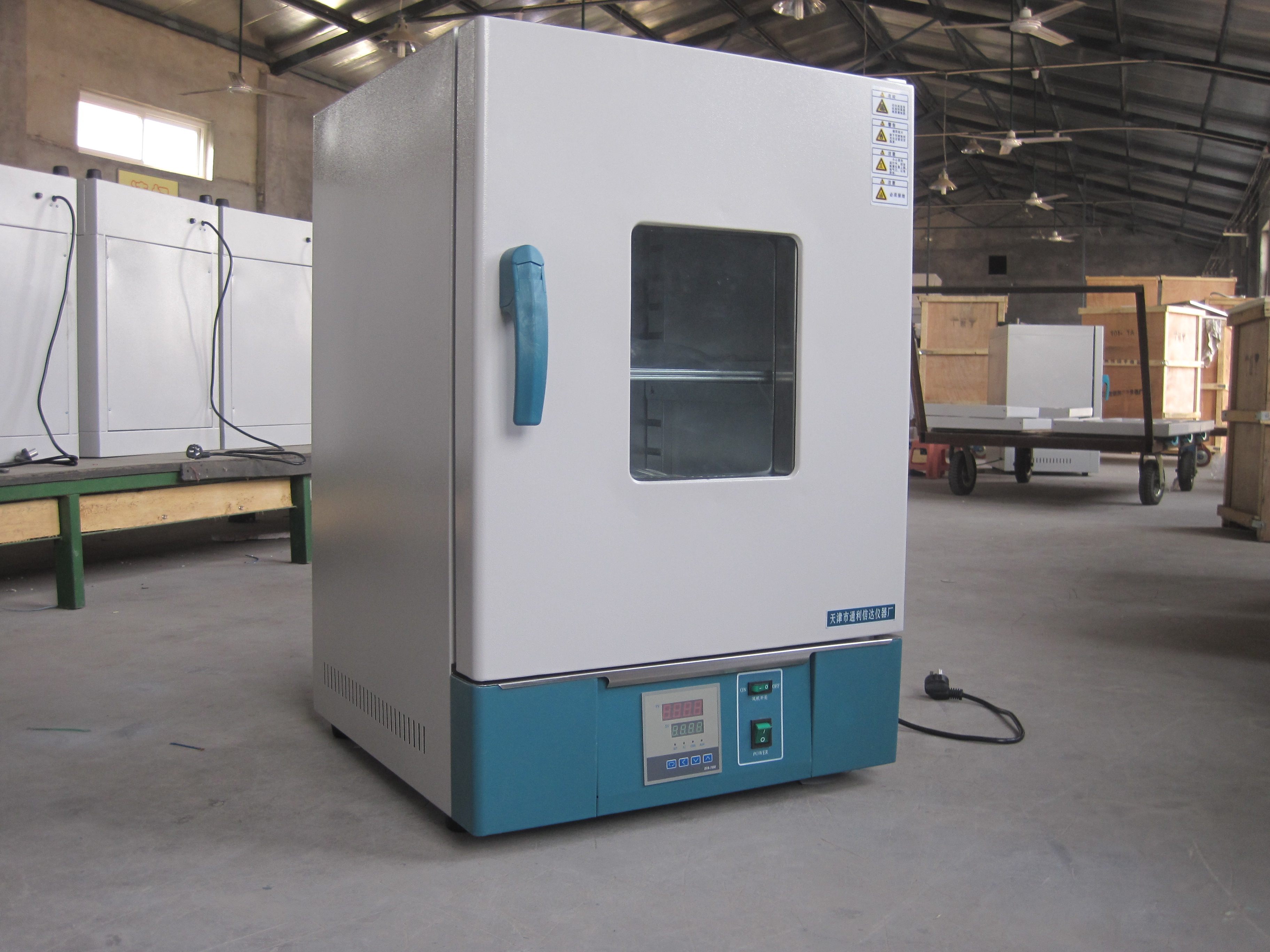 恒温通利信达101-0ab立式电热鼓风干燥箱干燥箱