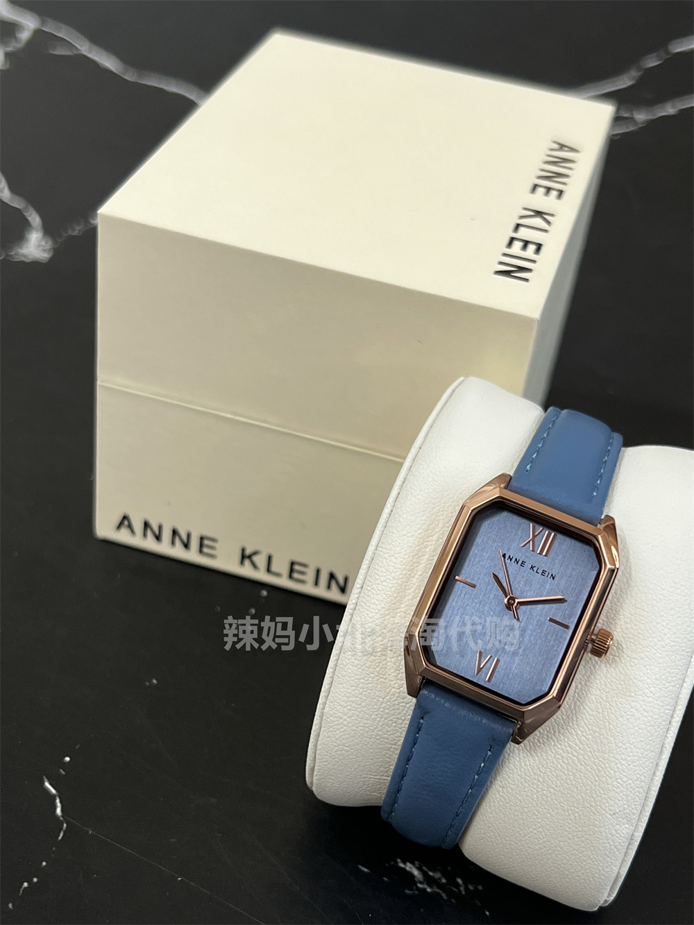 现货美国代购ANNE KLEIN雾霾蓝色皮带气质简约矩形表盘女士手表
