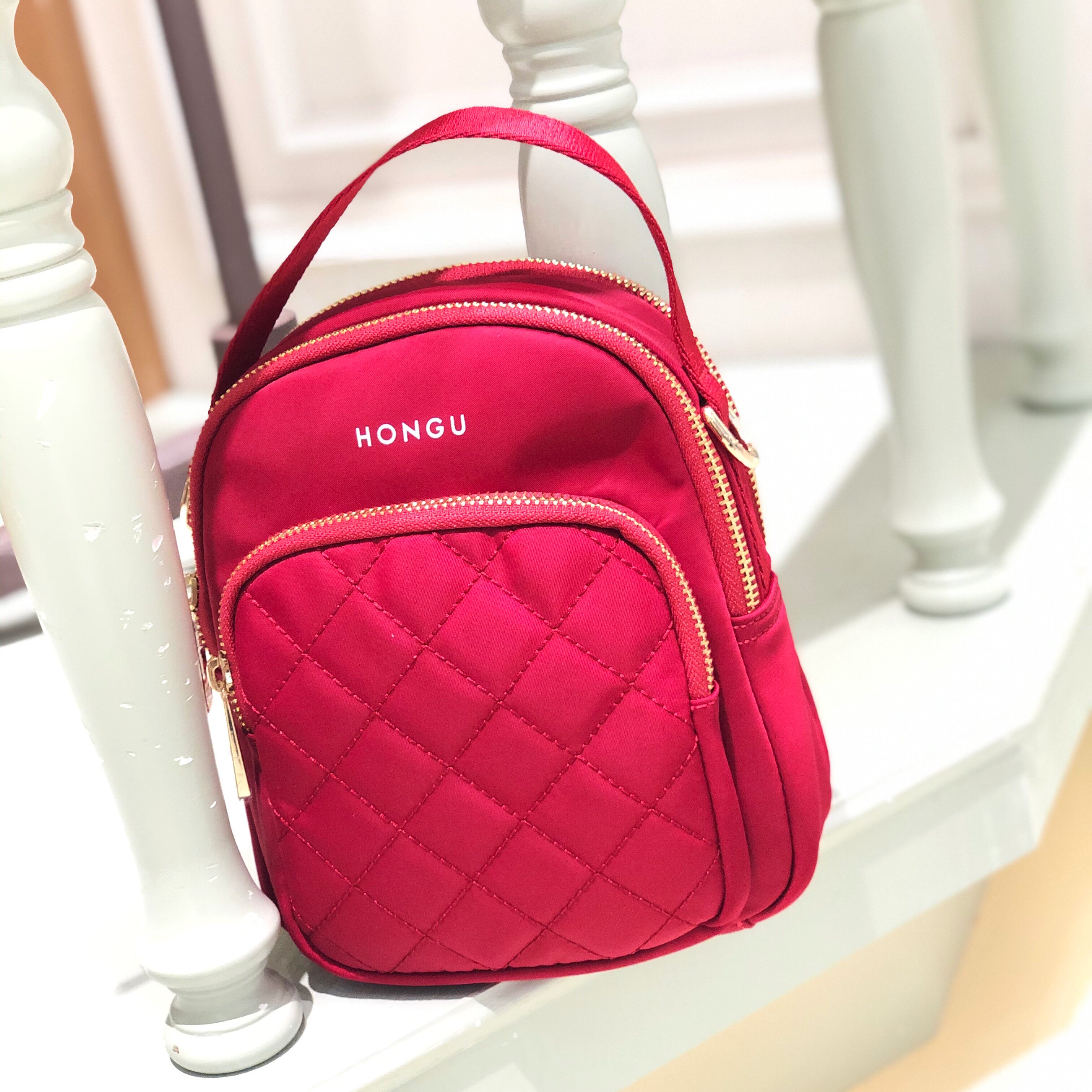 红谷女包正品新款时尚菱格手提包水桶斜挎包休闲水桶包