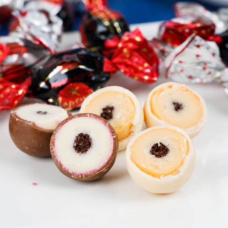 俄罗斯进口巧克力黑美人草莓夹心夹心糖糖果休闲零食糖果