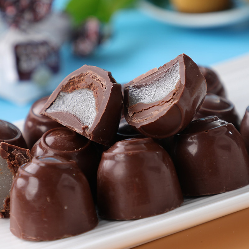 俄罗斯进口斯巴达巧克力糖纯可可坚果夹心冰淇淋草莓糖果