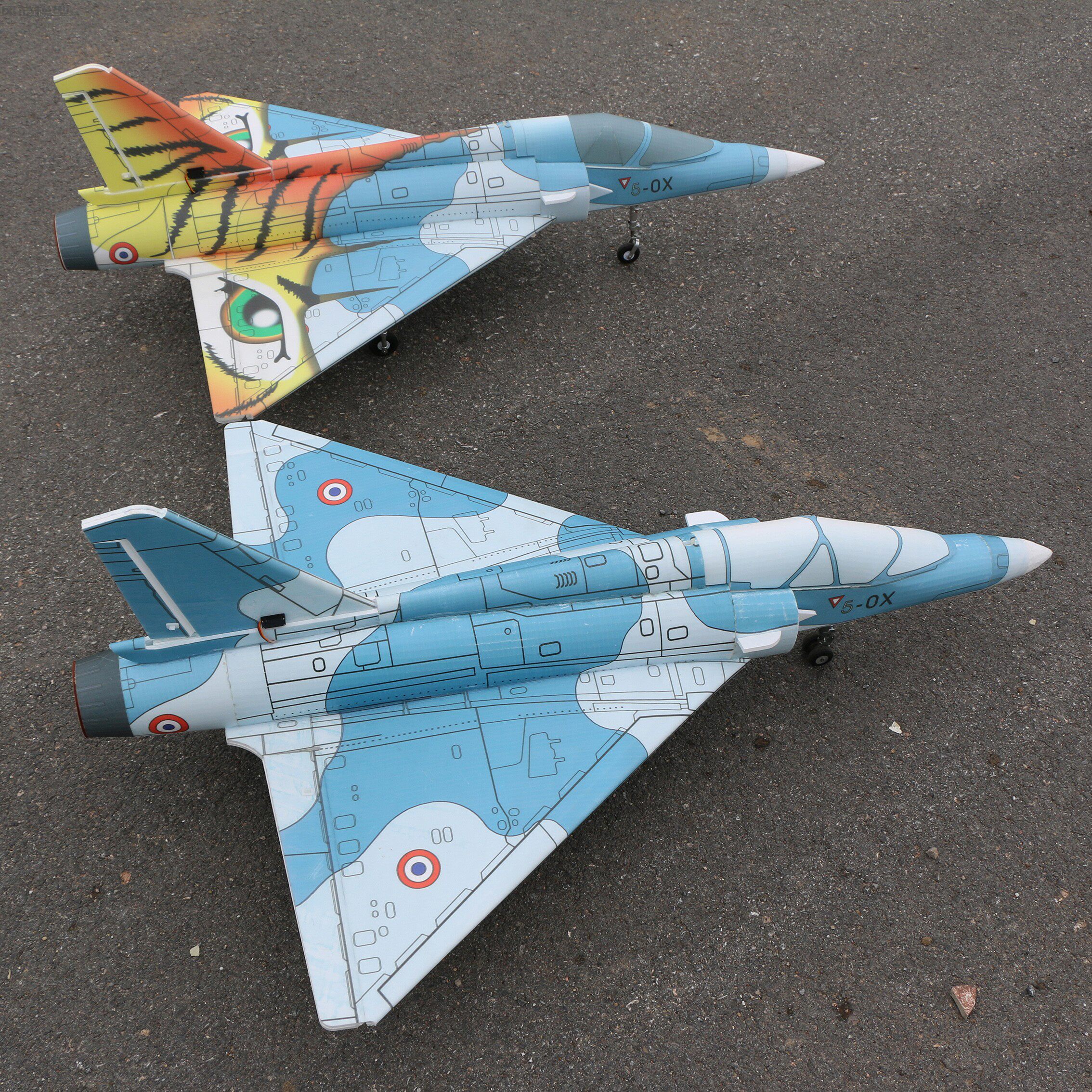 航模固定遥控飞机70mm涵道机pp魔术幻影2000航模