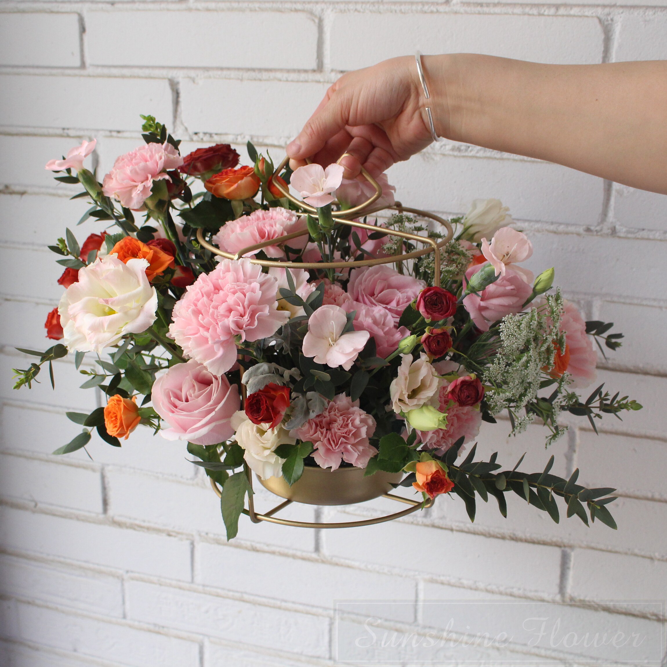 ins高端几何铁艺花篮西安鲜花同城速递生日祝福鲜花速递同城