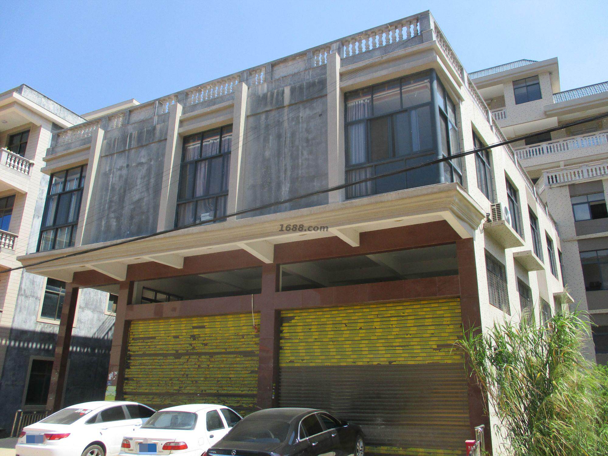 南安市仑苍洪诗艺水暖配件店